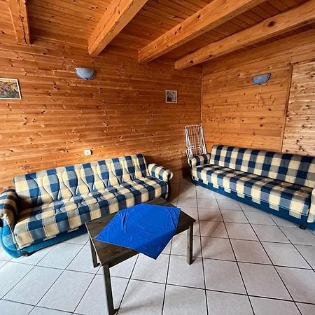 Almos Apartman بالاتونفينيفيس المظهر الخارجي الصورة